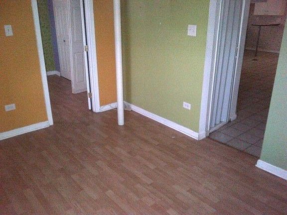 2nd image of 6841 W Montrose Ave