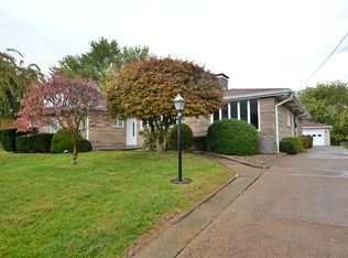 986 Ridge Rd, Ambridge, PA 15003
