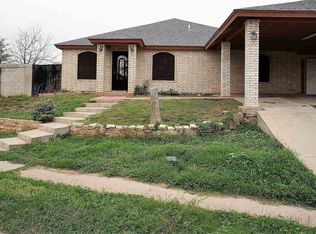 236 Rancho Viejo Dr, Laredo, TX 78045