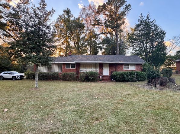 (undisclosed Address)