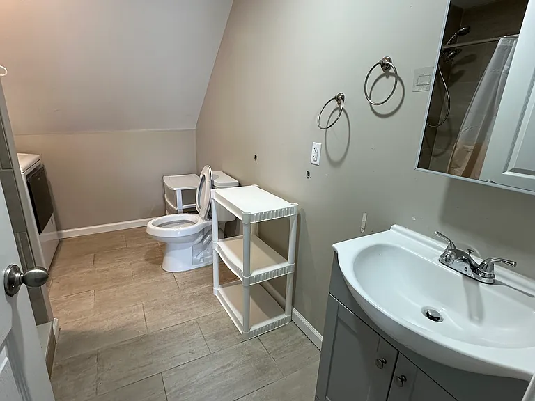 2433 Pulaski St #2 — Photo 7