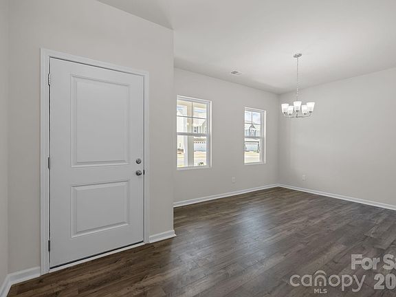 5th image of 459 Brick House Rd
