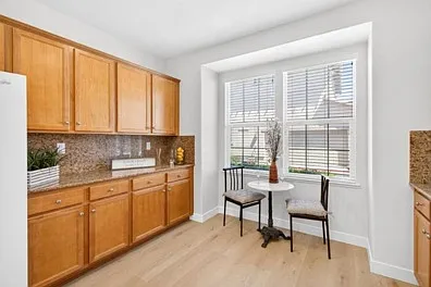 114 Barnhill Dr #114 — Photo 6