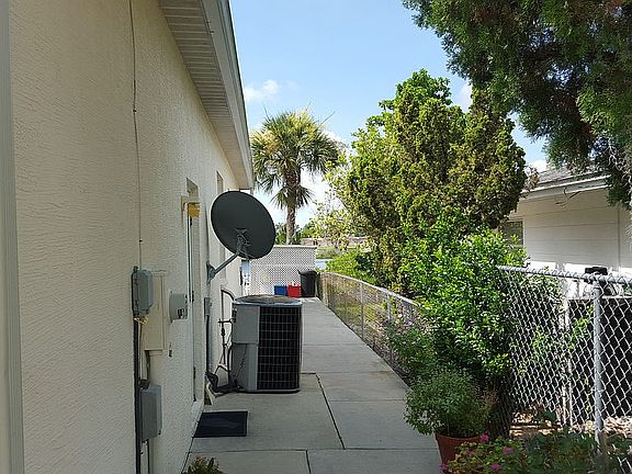 5th image of 12161 Genoa St