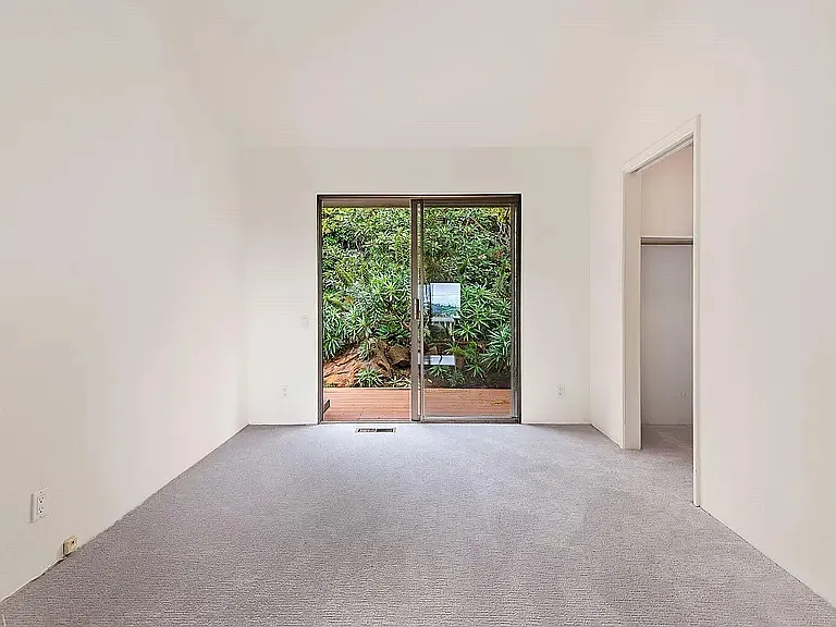 1810 Grand Ave — Photo 11