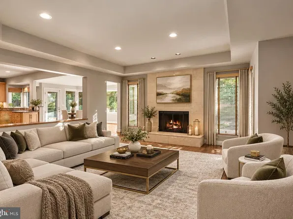 7016 Winterberry Ln, Bethesda, MD 20817