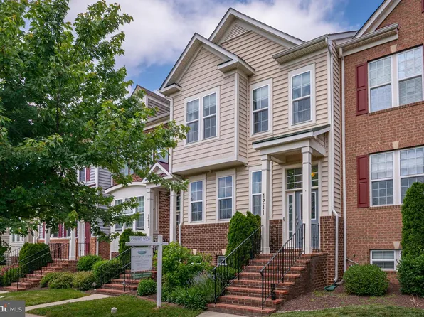 1211 Shenandoah Sq N, Brunswick, MD 21716