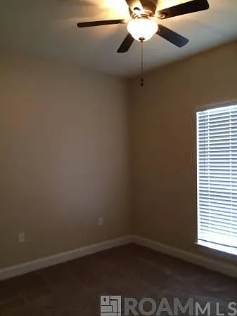 25445 Black Lake Ave — Photo 12