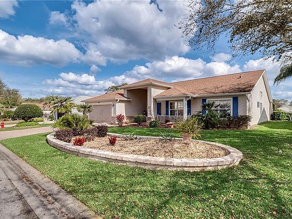 2nd image of 25320 Crestwater Dr