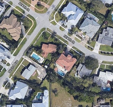 2nd image of 300 NE 7th St
