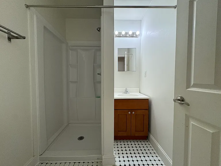 1131 W Nevada St #2 — Photo 13