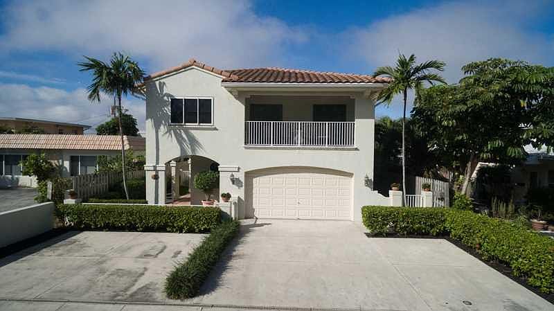1st image of 4317 El Mar Drive #12