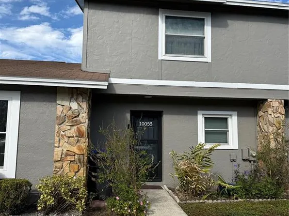 10053 Lake Oak Cir, Tampa, FL 33624