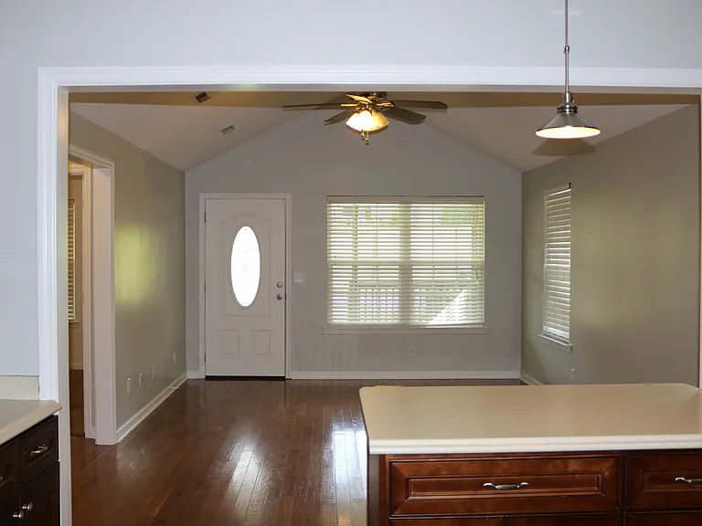 211 Martin Rd — Photo 29