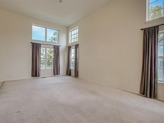 3rd image of 344 Gladstone Ln #68-6