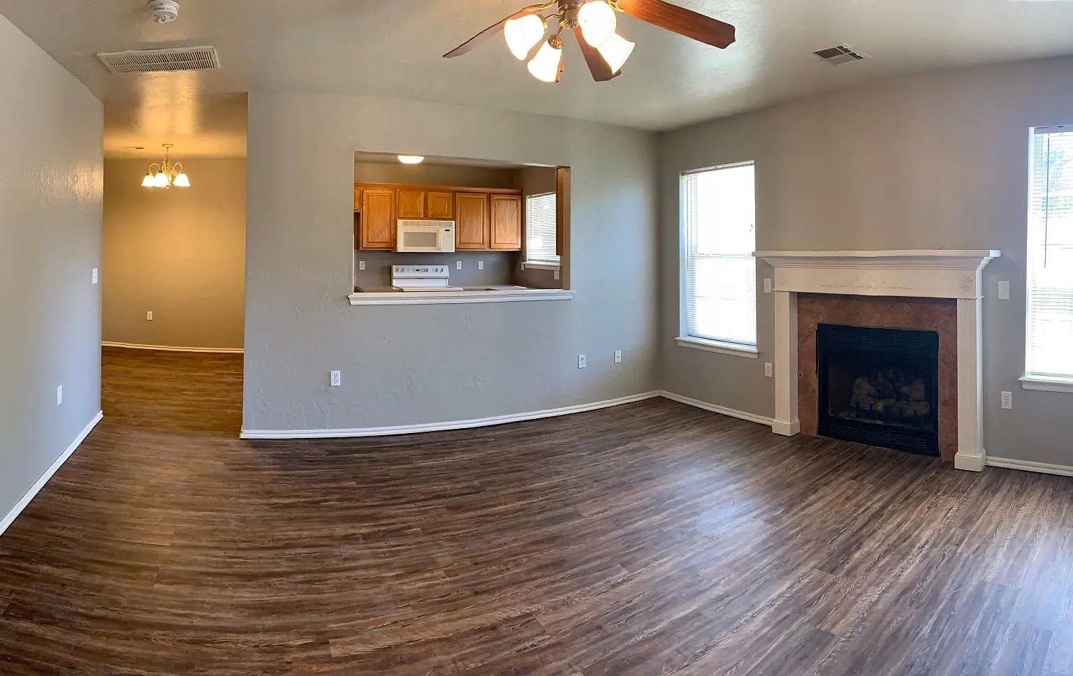 839 Rambling Oaks Dr — Photo 4