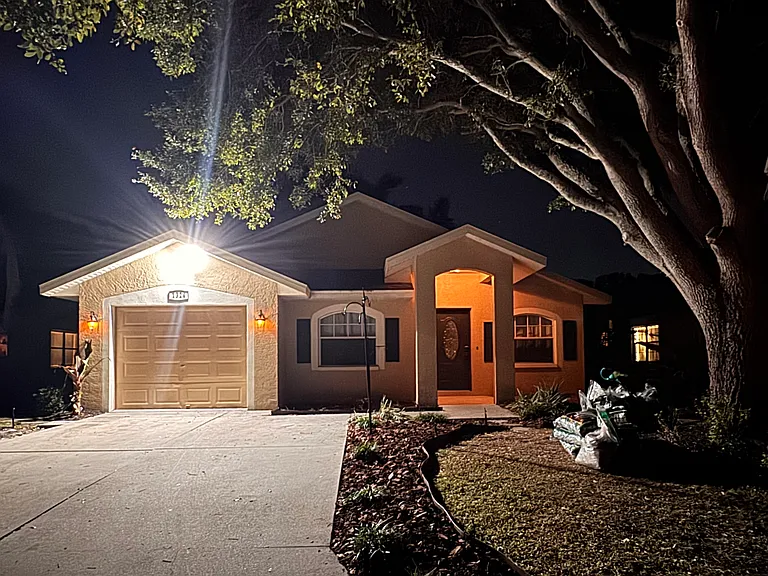 1324 Fawnwood Cir — Photo 29