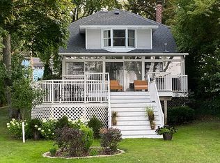 156 E Grand Ave, Fox Lake, IL
