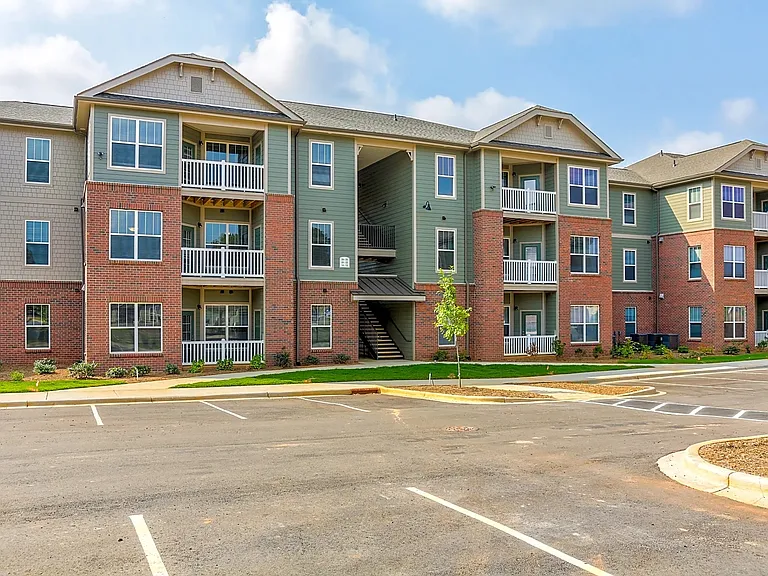 Cambridge Oaks II Apts — Photo 7