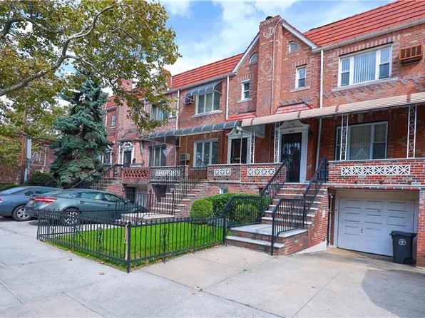 4715 Bedford Avenue image 29 of 35