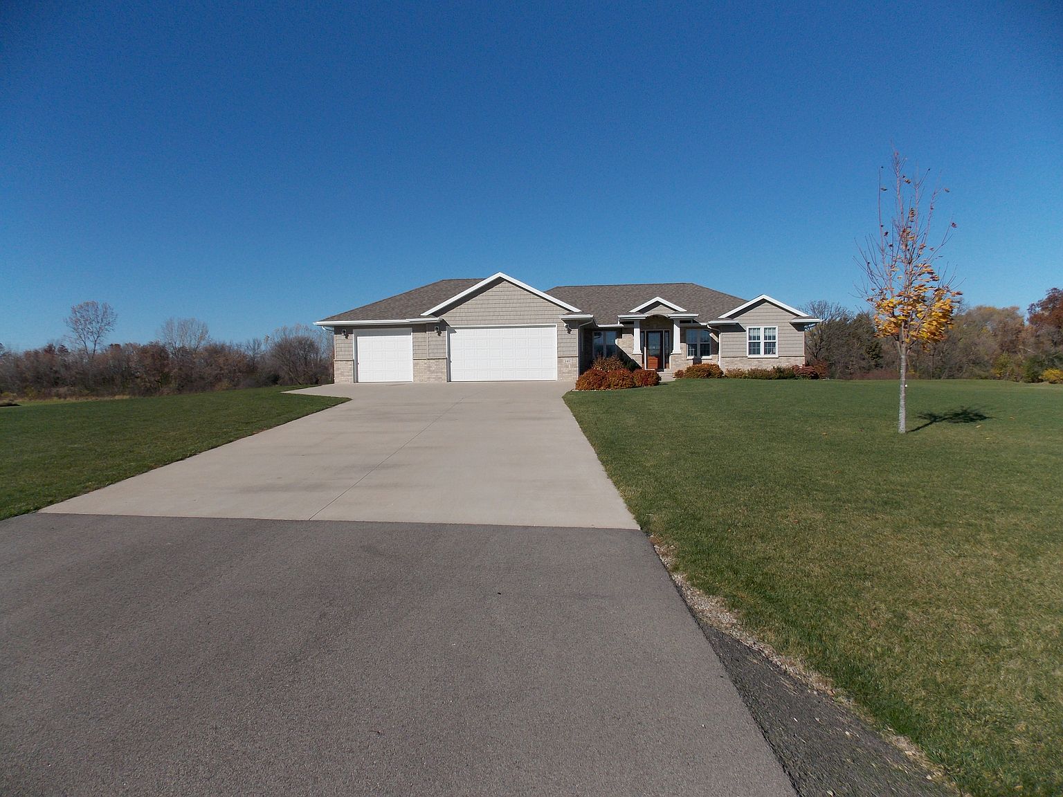 149 Keaton Ct, Omro, WI 54963 Zillow