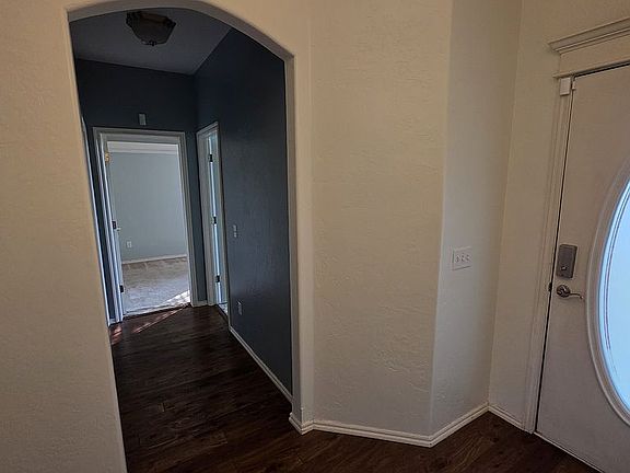 4th image of 12412 SW 9th St