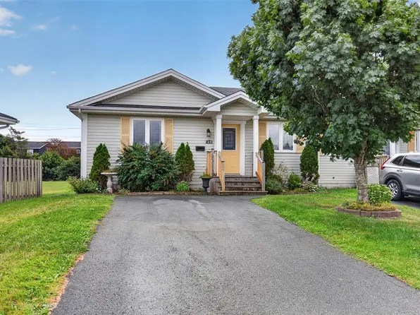 23 Kilmory Place, St John's, NL A1A5V6