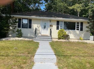 225 Sunset Ave, Old Bridge, NJ 08857