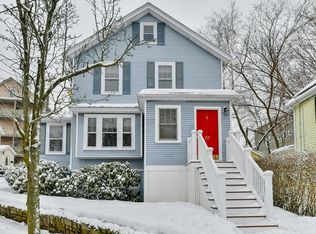 32 Eliot Cres, Brookline, MA 02467