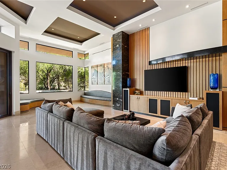 2 Castle Oaks Ct — Photo 10
