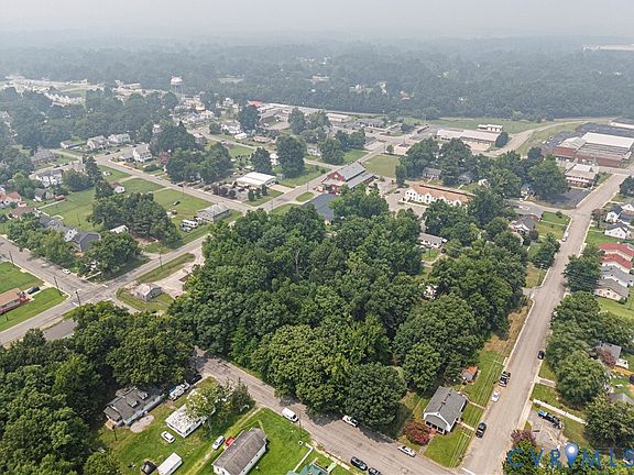 4th image of 0 4th St