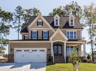941 Hollymont Dr, Holly Springs, NC 27540