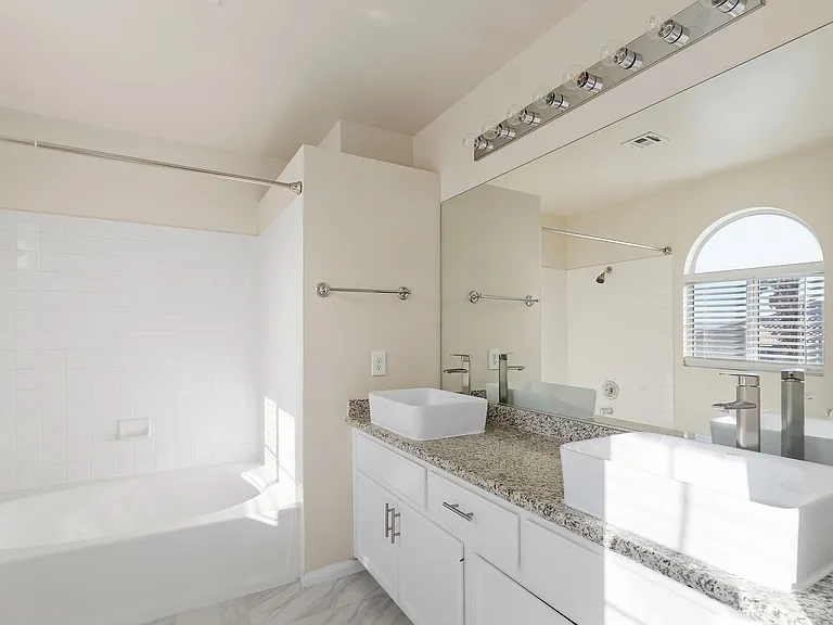 37 Fox Trace Ct — Photo 15