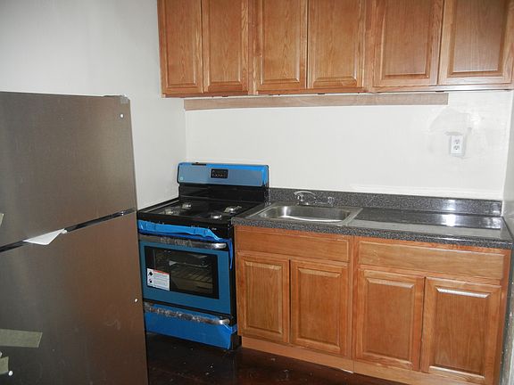 5th image of 130 Martense St APT 6G