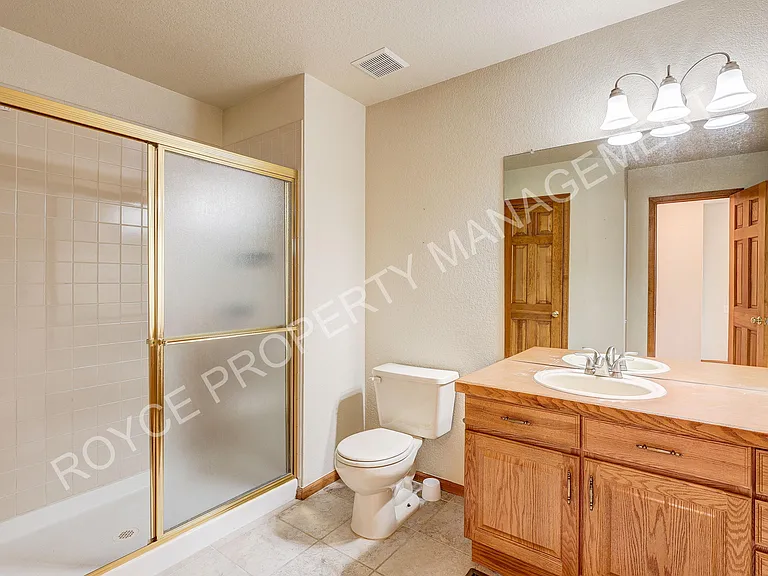 9814 Grove St #C — Photo 18