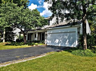 285 Forest Dr, Crystal Lake, IL 60014
