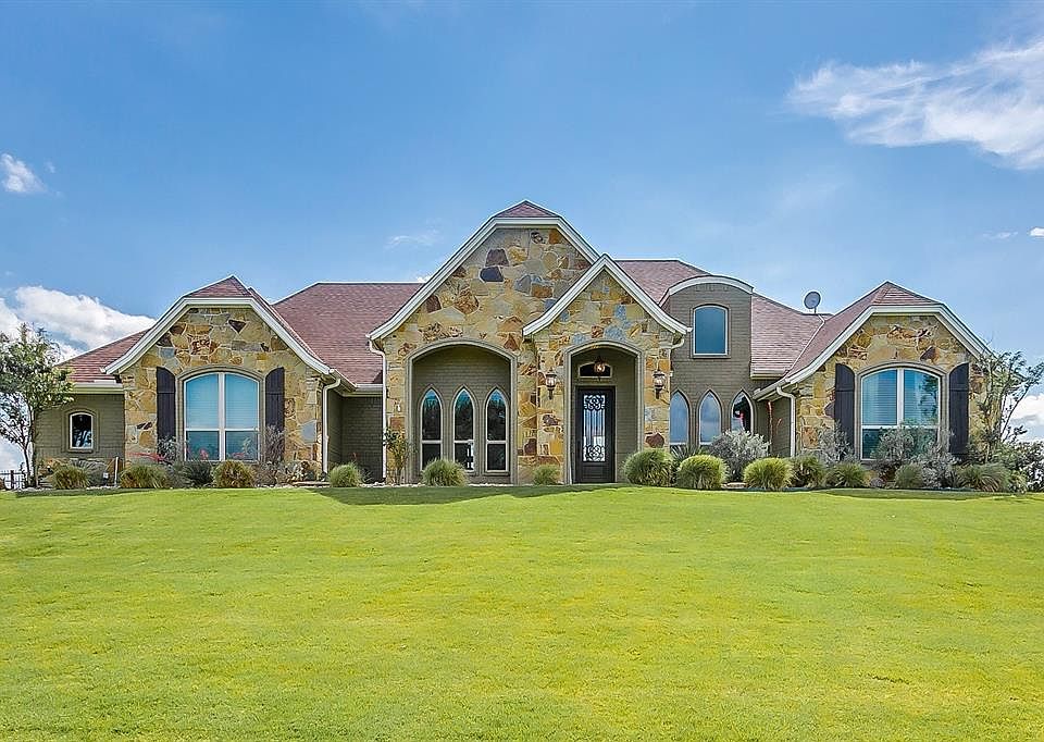 1st image of 228 Pinnacle Peak Ln