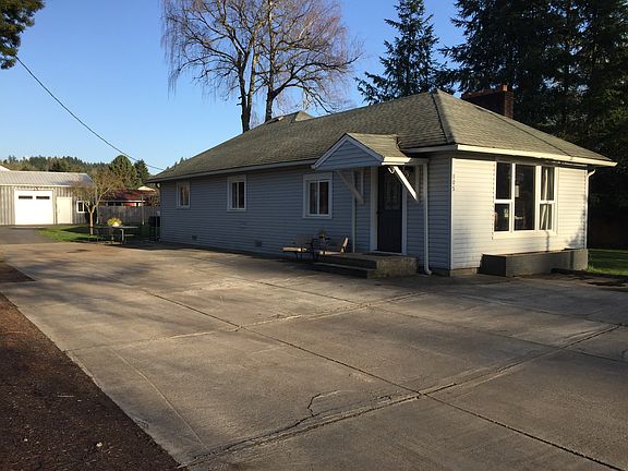 2nd image of 805 N Parkway Ave