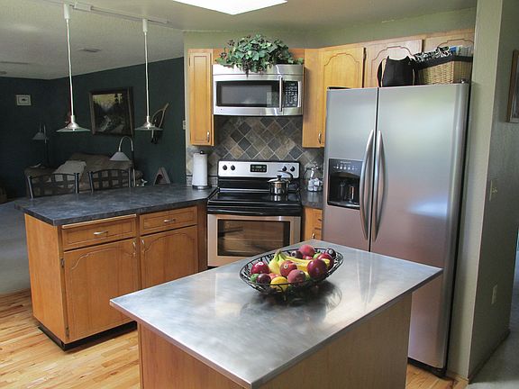 5th image of 8513 189th Street Ct E