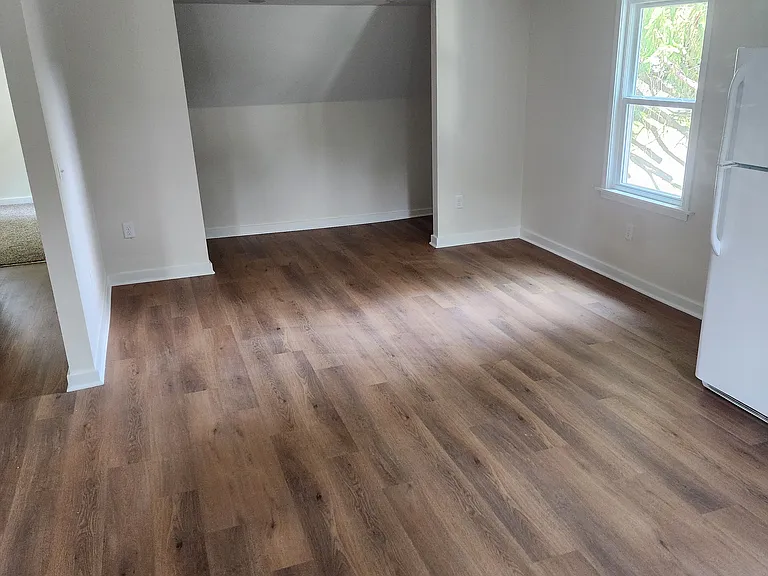 609 Main St #2 — Photo 20