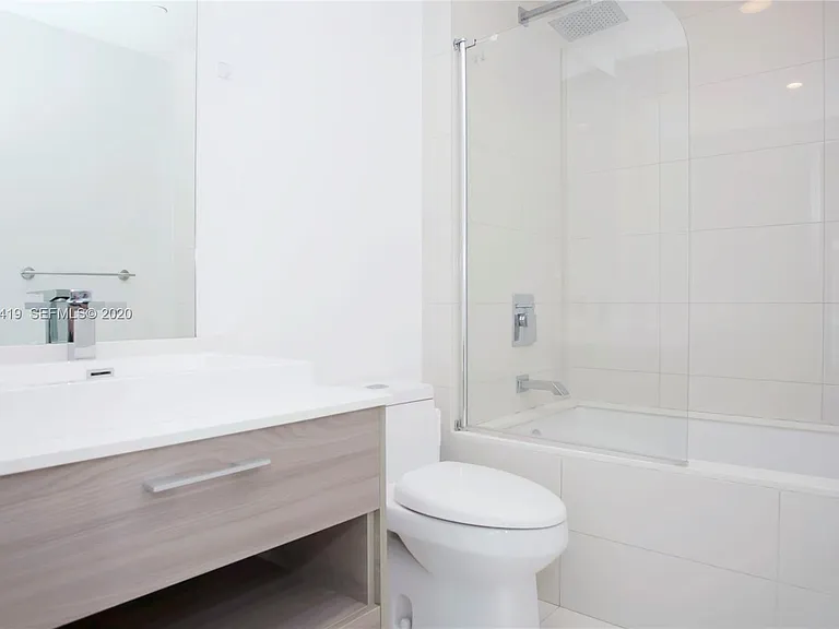 1300 S Miami Ave #4 — Photo 11