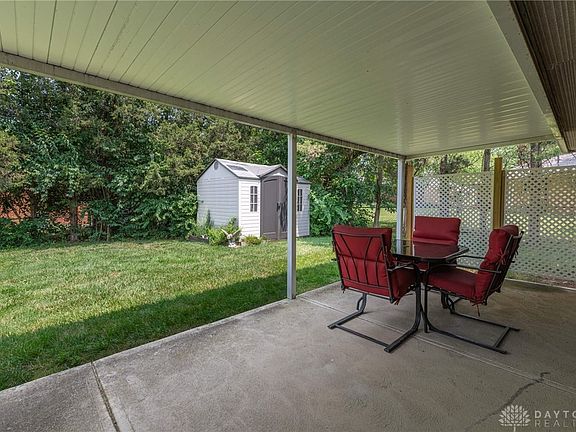 3rd image of 5303 Cranwell Cir