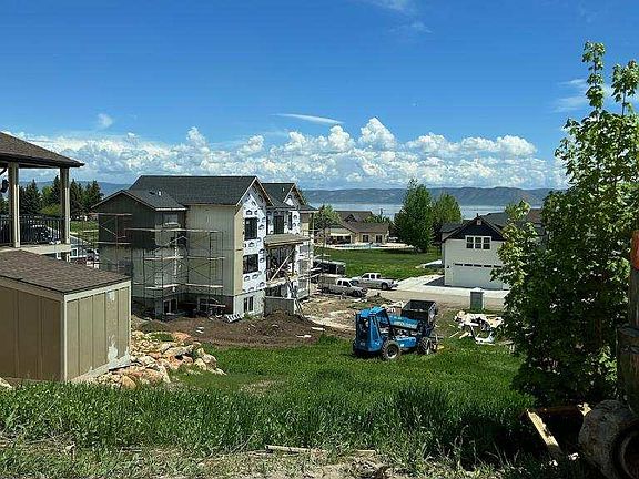 4th image of 676 N Lochwood Dr