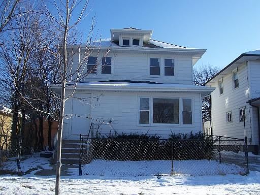 1st image of 425 S Jackson St