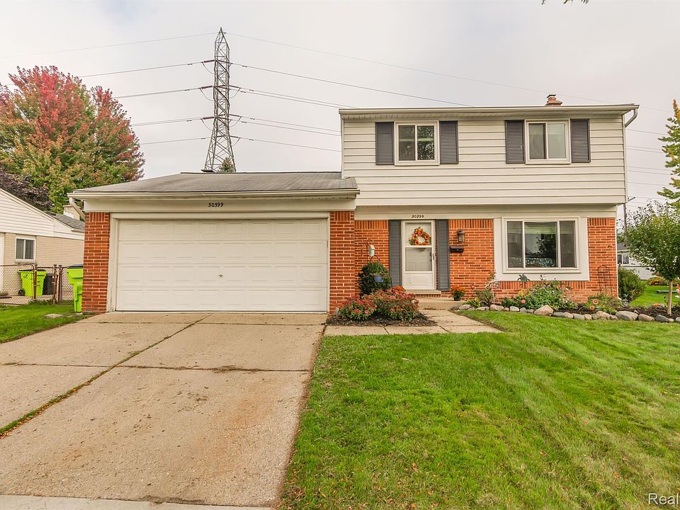 1st image of 30399 Westmore Dr
