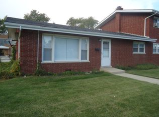 5820 107th St APT 1, Chicago Ridge, IL 60415