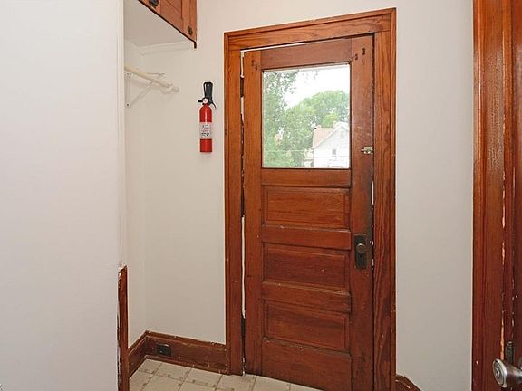 2nd image of 1624 Cohassett Ave