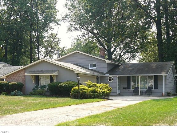 5th image of 25101 Deerfield Dr