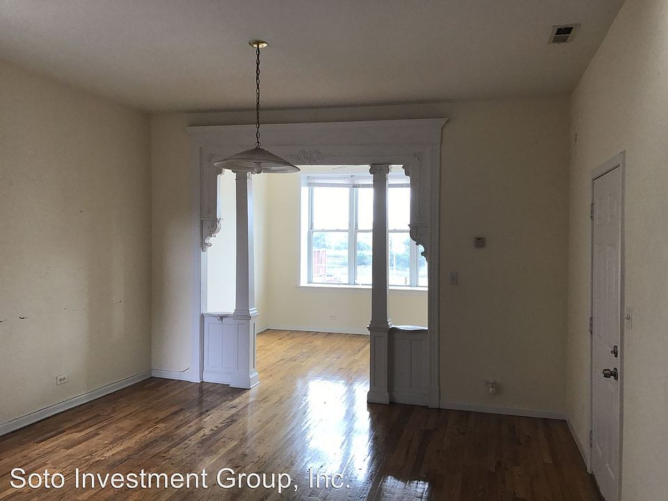 1st image of 2912 S Wentworth Ave APT 3F