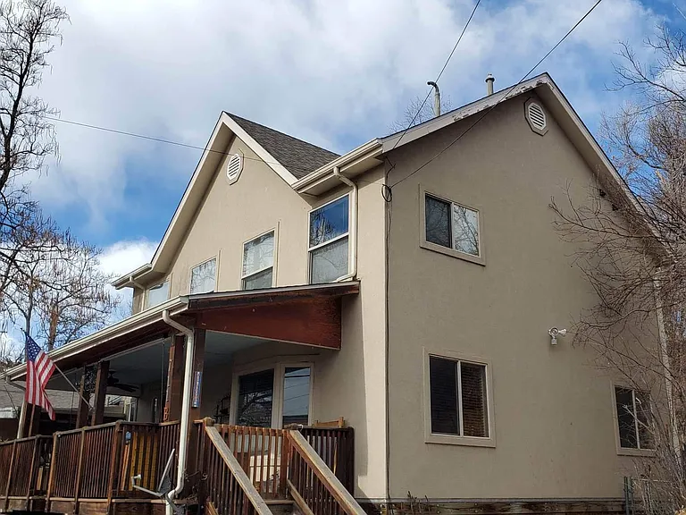 711 Cheyenne St — Photo 2